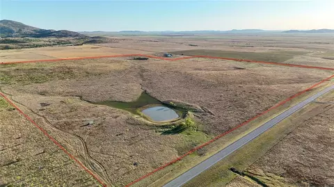 19 Highway Hwy, Roosevelt, OK 73564