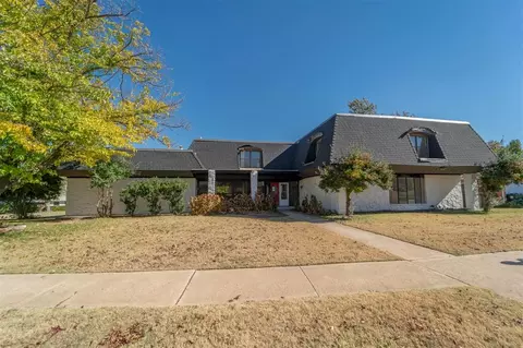 3120 Shadybrook Dr, Midwest City, OK 73110