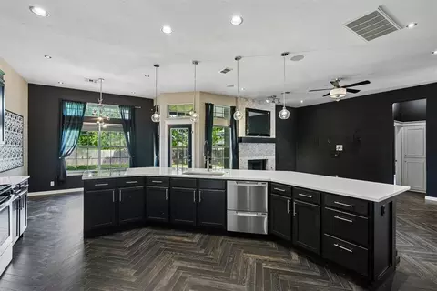 2617 Prescott Ave, Edmond, OK 73013