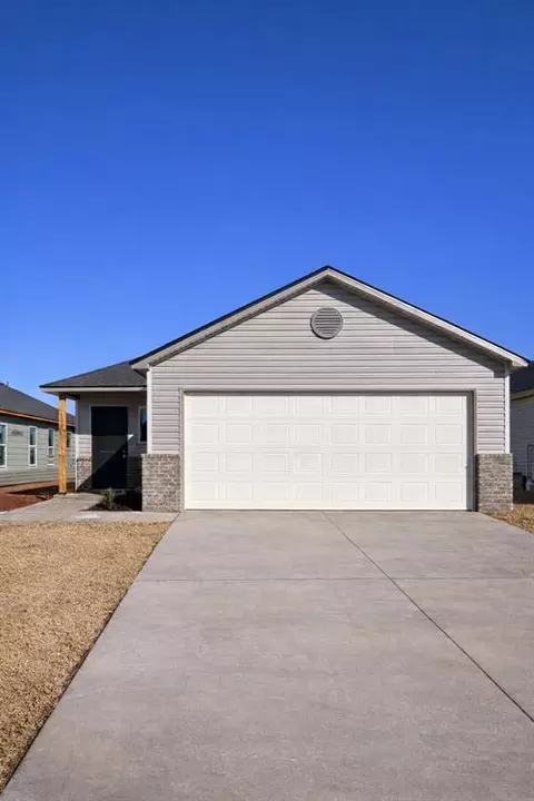 1202 Colt Dr, Guthrie, OK 73044