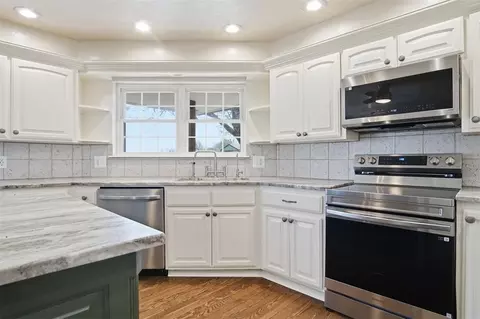 Kitchen - 7216 Ethan Ln, Tuttle, OK 73089 photo 1 of 5