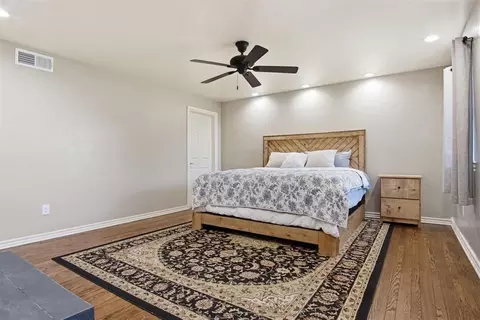 Bedroom - 7216 Ethan Ln, Tuttle, OK 73089 photo 2 of 8