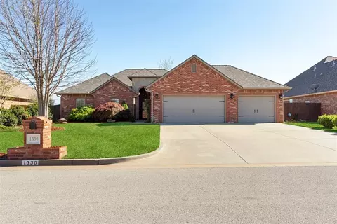 1330 NW 17th St, Newcastle, OK 73065