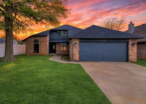 17107 Sunny Hollow Rd, Edmond, OK 73012