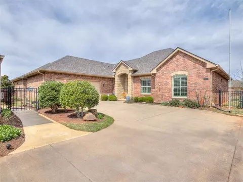 5513 NW 128th St, Oklahoma City, OK 73142