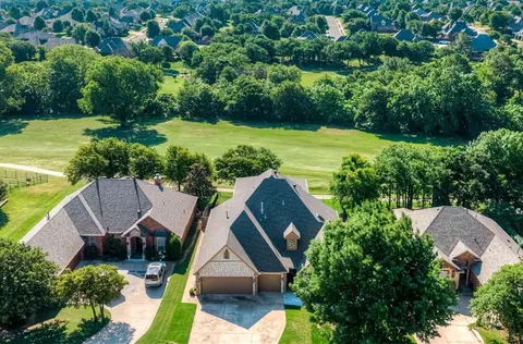 3048 Garden Vis, Edmond, OK 73034