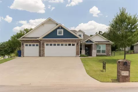 8710 Overlook Dr, Guthrie, OK 73044