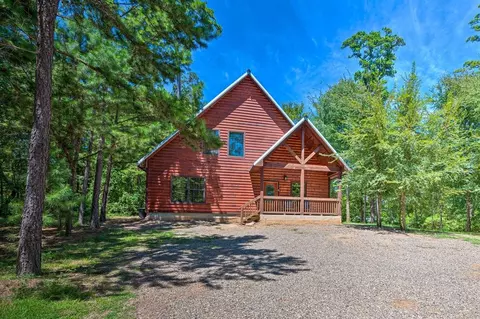 31 N Neeson Wood Cir, Broken Bow, OK 74728