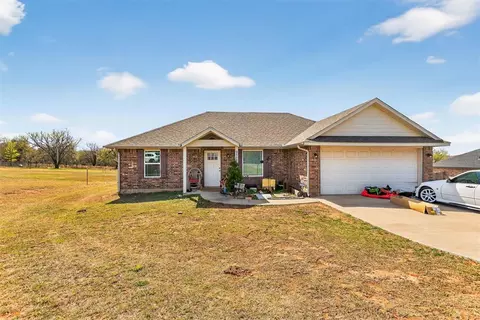 9921 N 2436 Rd, Weatherford, OK 73096