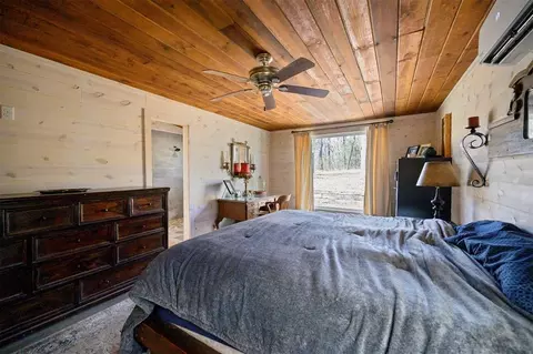 Bedroom - 234 Glover Rd, Broken Bow, OK 74728 photo 5 of 10