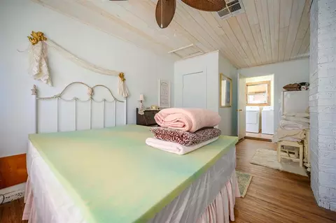 Bedroom - 234 Glover Rd, Broken Bow, OK 74728 photo 10 of 10
