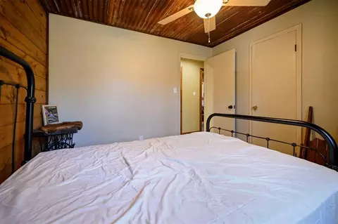 Bedroom - 234 Glover Rd, Broken Bow, OK 74728 photo 3 of 10