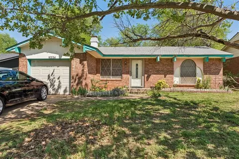 5224 S Briarwood Dr, Oklahoma City, OK 73135