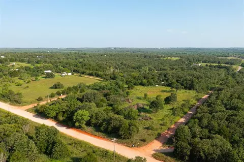 9850 E Charter Oak Rd, Guthrie, OK 73044