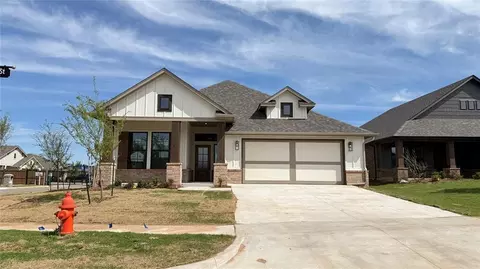 12737 NW 2nd St, Yukon, OK 73099