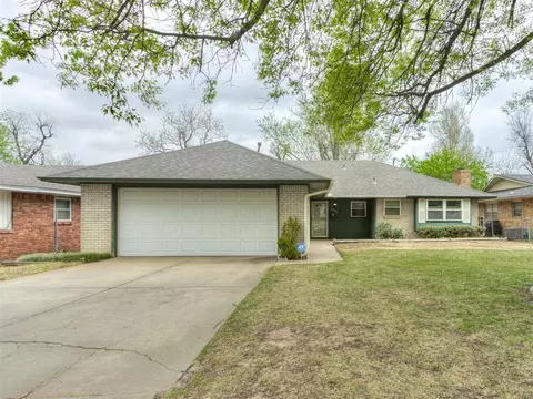 5705 NW 60th St, Warr Acres, OK 73122