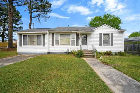 1301 SE Jackson St, Idabel, OK 74745