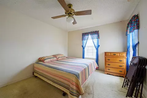 Bedroom - 1301 SE Jackson St, Idabel, OK 74745 photo 7 of 9