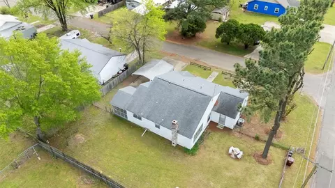View/Area - 1301 SE Jackson St, Idabel, OK 74745 photo 3 of 4