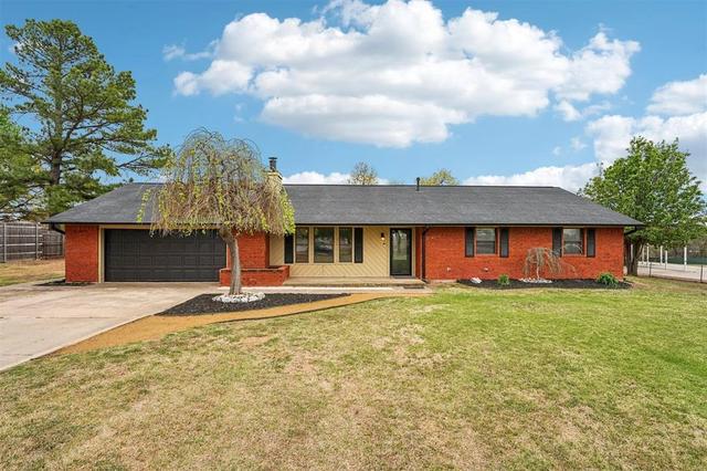 7010 Alameda St, Norman, OK 73026