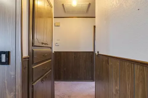 Entry Way - 200 E Beech Ave, Yukon, OK 73099 photo 2 of 2