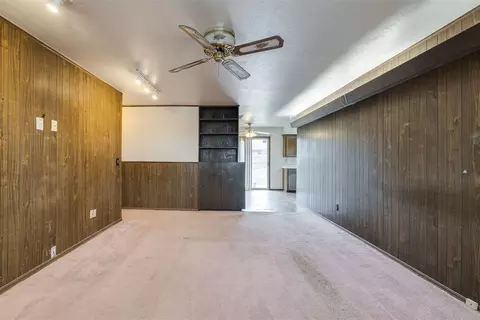 Living - 200 E Beech Ave, Yukon, OK 73099 photo 1 of 3