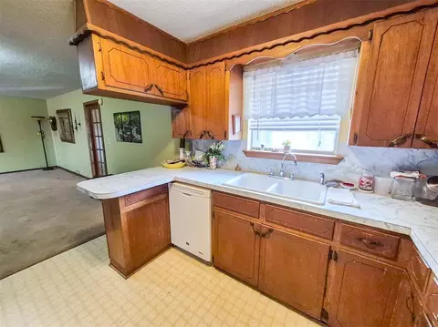 201 Taz Ave, Morrison, OK 73061 photo 28