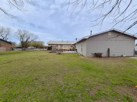 201 Taz Ave, Morrison, OK 73061 photo 6