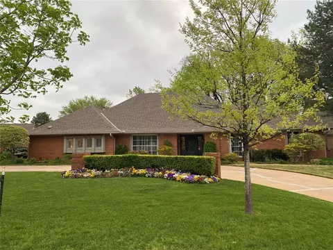 1237 Glenbrook Dr, Oklahoma City, OK 73118