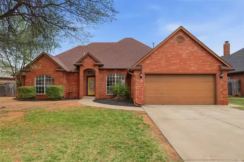 704 N Remington Way, Mustang, OK 73064