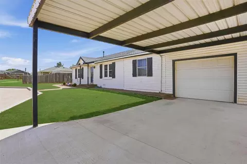 Other - 2 E Anchor Dr, Sayre, OK 73662 photo 2 of 11