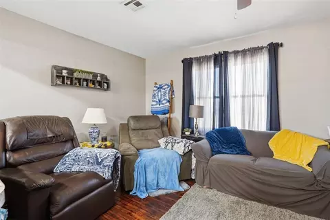 Living - 2 E Anchor Dr, Sayre, OK 73662 photo 1 of 3