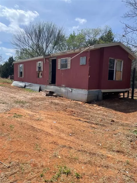 29360 Fishmarket Rd, Macomb, OK 74852