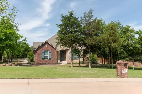 12475 Stone Hill Dr, Guthrie, OK 73044