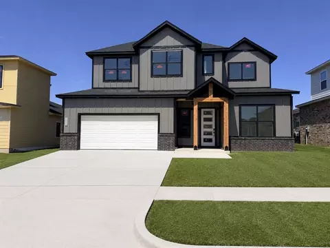 15513 Echo Park Dr, Edmond, OK 73013