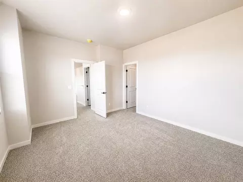 Bedroom - 18020 Fields Dr, Edmond, OK 73012 photo 7 of 7