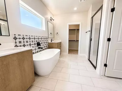 Bath - 18020 Fields Dr, Edmond, OK 73012 photo 1 of 5