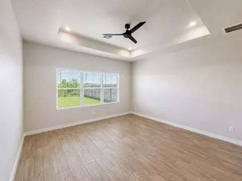 Living - 18020 Fields Dr, Edmond, OK 73012 photo 4 of 5
