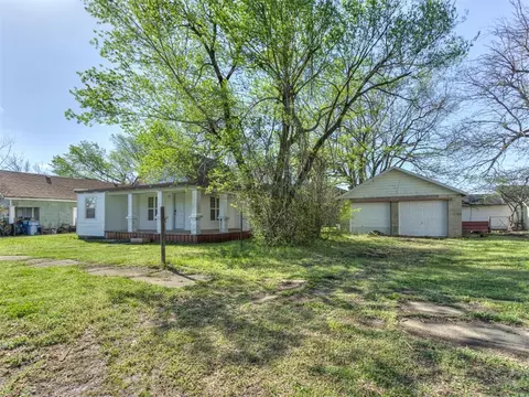 Other - 509 E Cherry St, Cushing, OK 74023 photo 2 of 4