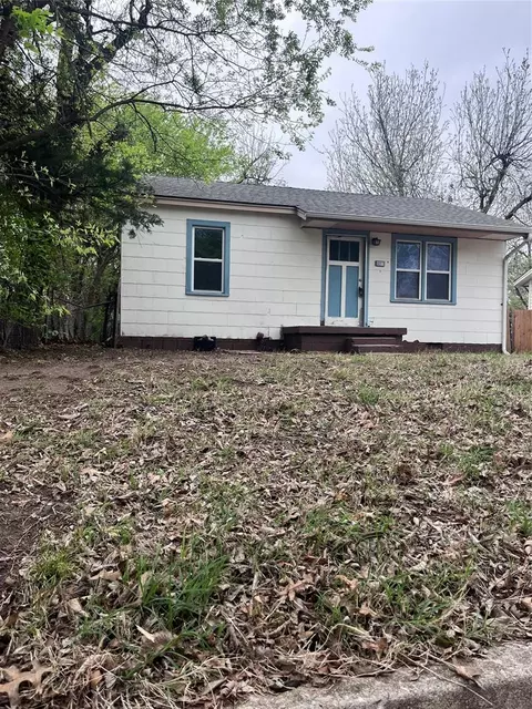 4207 N Wheeler Ave, Bethany, OK 73008