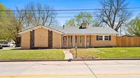 1211 Holly Ave, Yukon, OK 73099