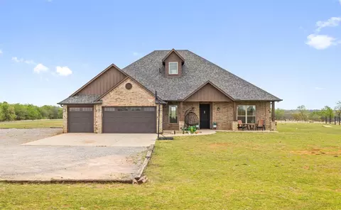 19447 E County Road 1500 Rd, Lindsay, OK 73052