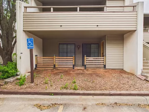 11130 Stratford Dr #325, Oklahoma City, OK 73120