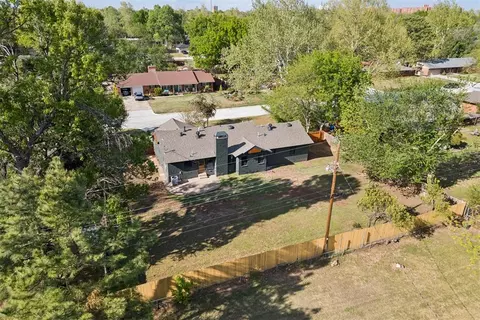 View/Area - 832 Oakbrook Dr, Norman, OK 73072 photo 3 of 3