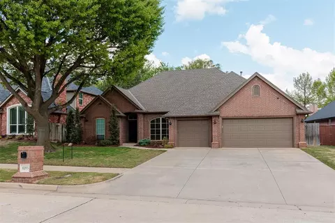 4205 Harrogate Dr, Norman, OK 73072