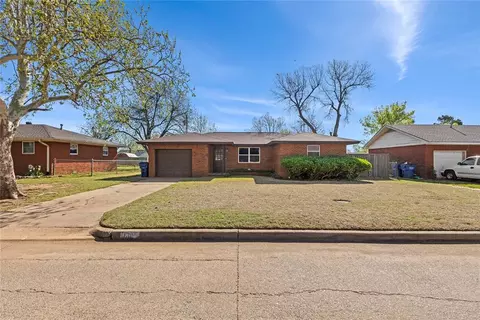 1319 S 11th St, Kingfisher, OK 73750