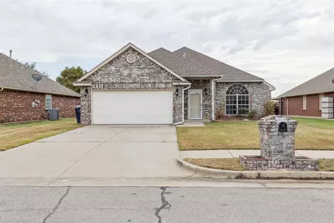 16 SW 132nd St, Oklahoma City, OK 73170