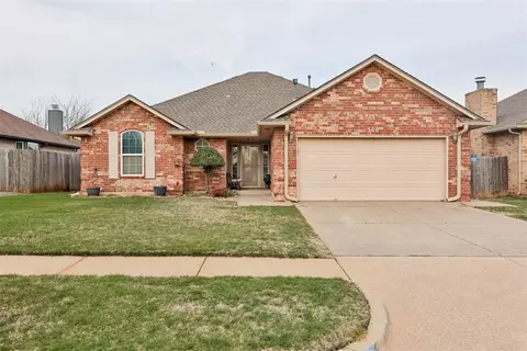 300 Sunrise Dr, Yukon, OK 73099