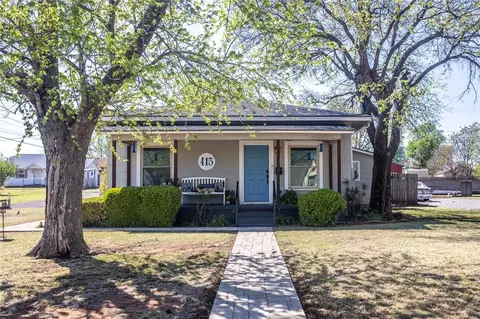415 N 5th St, Weatherford, OK 73096