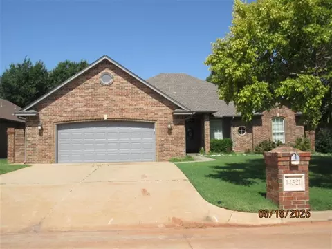 14521 Waterfront Rd, Edmond, OK 73013